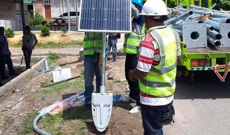 Pemasangan PJU di daerah B
